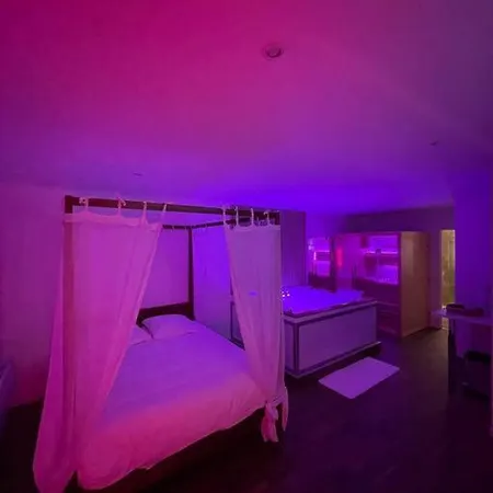 Lejlighed La Bali Jacuzzi,sauna,netflix,disney *