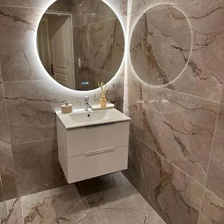 La Bali Jacuzzi,sauna,netflix,disney * Αμιάν