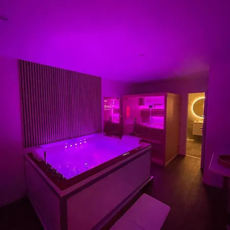 La Bali Jacuzzi,sauna,netflix,disney * Αμιάν